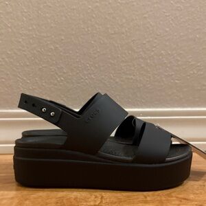 [New] CROCS Brooklyn Low Wedge (Women's)